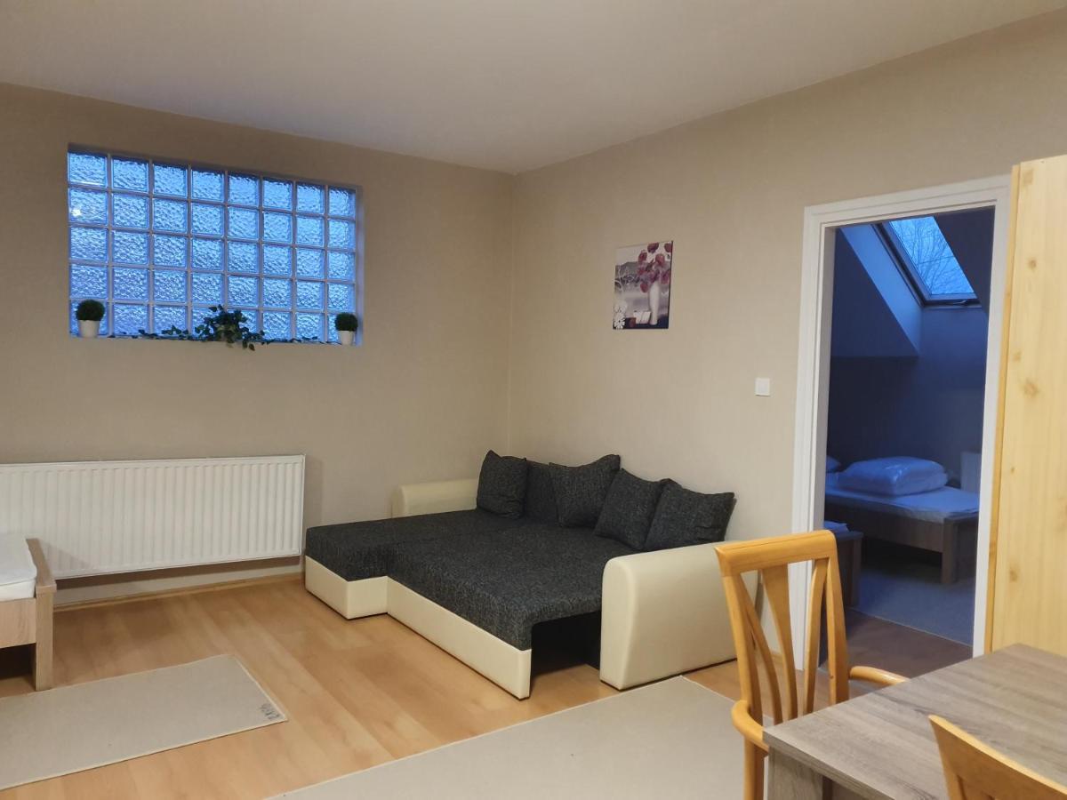 Bella Apartman Сегед Екстер'єр фото