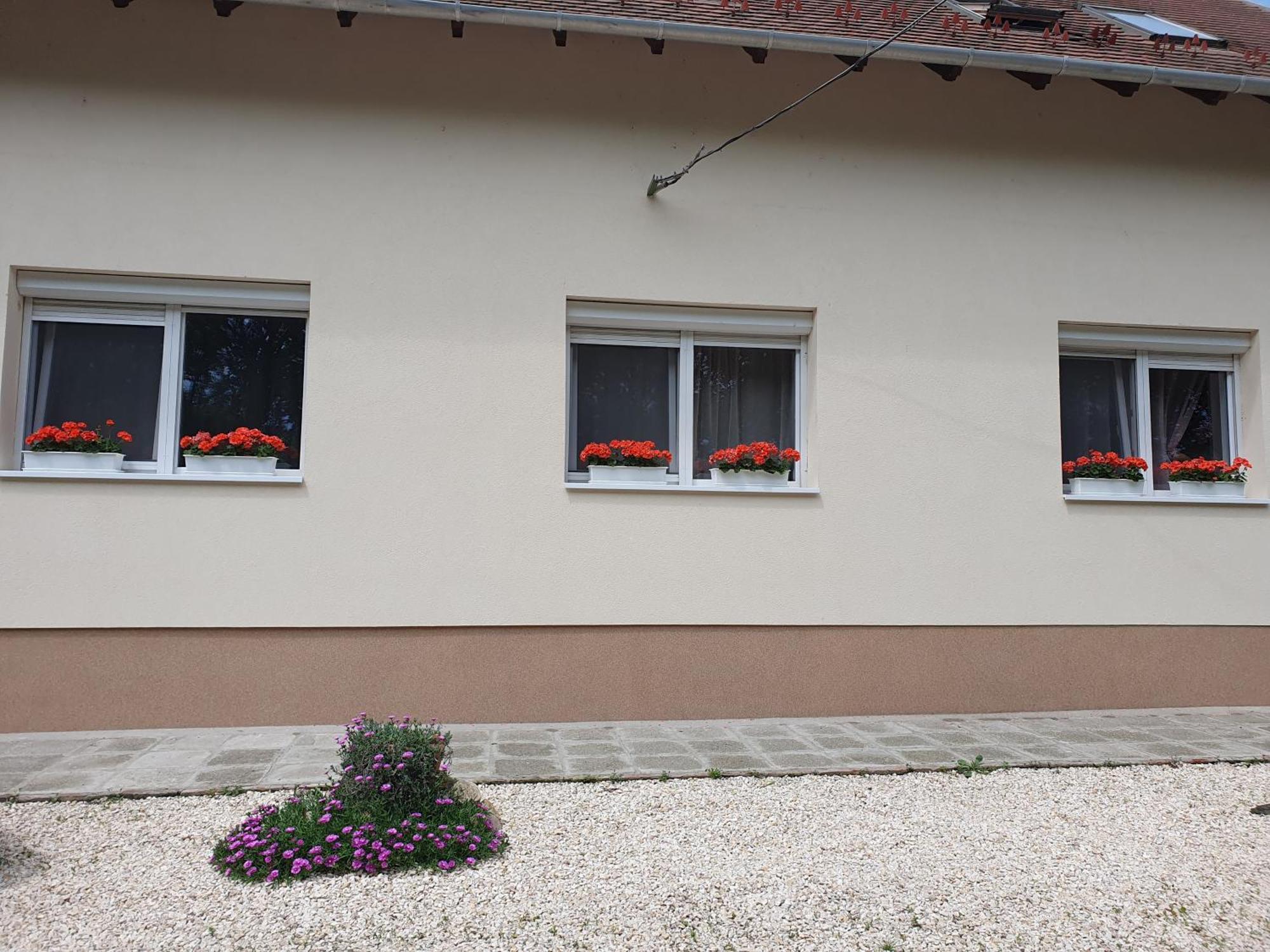 Bella Apartman Сегед Екстер'єр фото